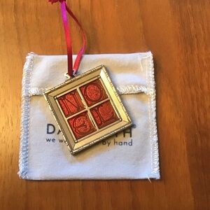 Danforth NOEL red 2000 ornament